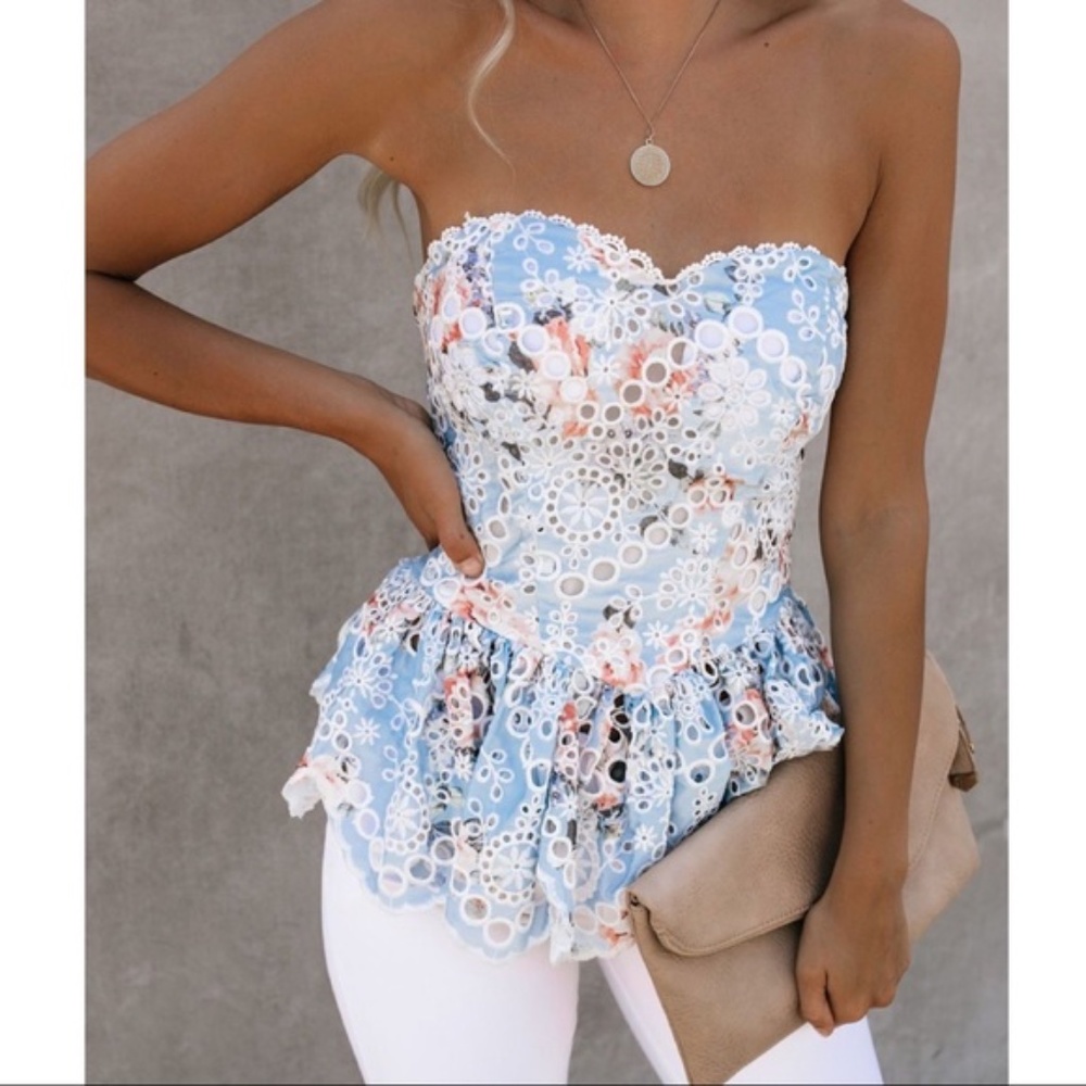 Vici Mermaid Peplum Eyelet Strapless Flower Top